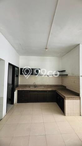 Rumah Luxury Modern Siap Huni di Raya A Yani Surabaya Rumah Luxury Modern Siap Huni di Raya A Yani Surabaya