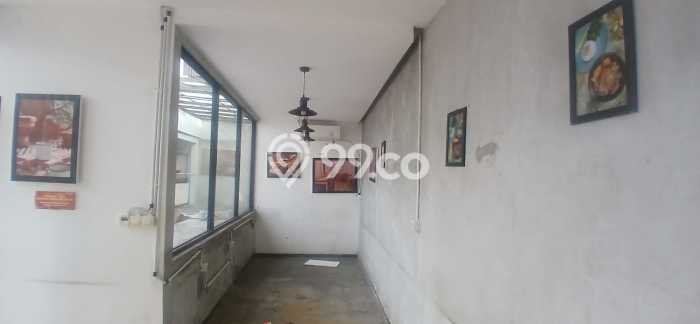 Unit Komersial Disewakan di Kemang Pratama di Area Ramai & Strategis Unit Komersial Disewakan di Kemang Pratama di Area Ramai & Strategis