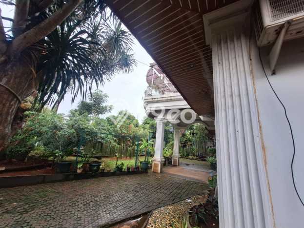 For Sale! Luxury House LT 2700m2 Desain Elegan di Jaka Permai For Sale! Luxury House LT 2700m2 Desain Elegan di Jaka Permai
