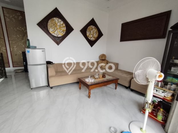 Jual Rumah Luas Elegan Dengan View Eksklusif di Pekayon, Bekasi Jual Rumah Luas Elegan Dengan View Eksklusif di Pekayon, Bekasi