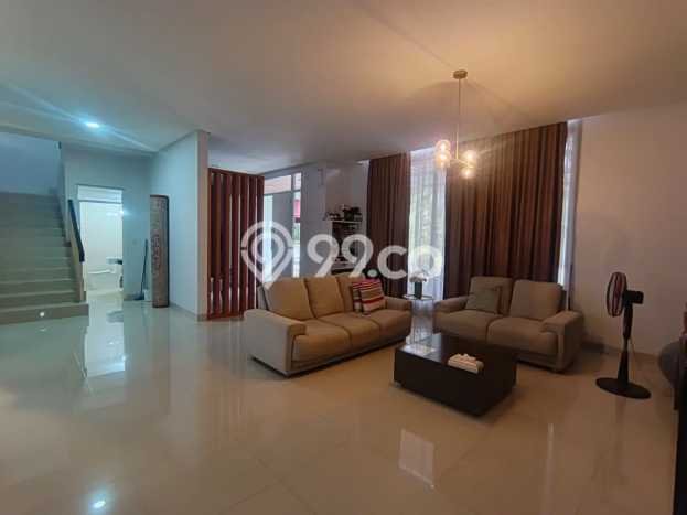 Hunian Elit LB 240m2 Siap Huni Desain Elegan di Galaxy, Bekasi Hunian Elit LB 240m2 Siap Huni Desain Elegan di Galaxy, Bekasi