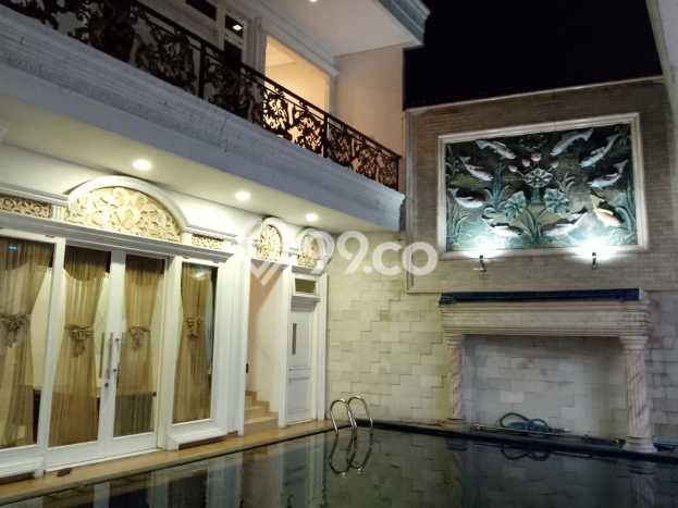 Hot Offer Hunian Mewah Ideal dan Luas di Duren Sawit, Jakarta Timur Hot Offer Hunian Mewah Ideal dan Luas di Duren Sawit, Jakarta Timur