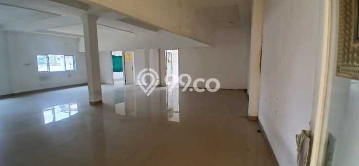Gudang Disewa di Jatinegara, Jakarta Timur, LT 300m2 / LB 500m2 Gudang Disewa di Jatinegara, Jakarta Timur, LT 300m2 / LB 500m2