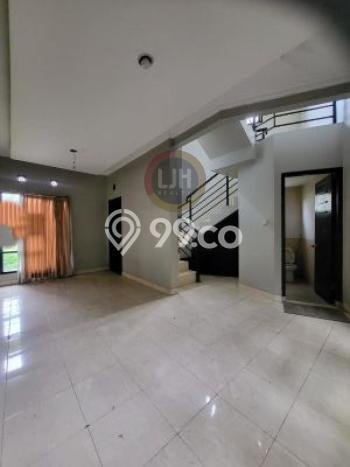 For Sale Rumah 3 Kamar Lokasi Strategis Nyaman dan Strategis di Arcamanik For Sale Rumah 3 Kamar Lokasi Strategis Nyaman dan Strategis di Arcamanik
