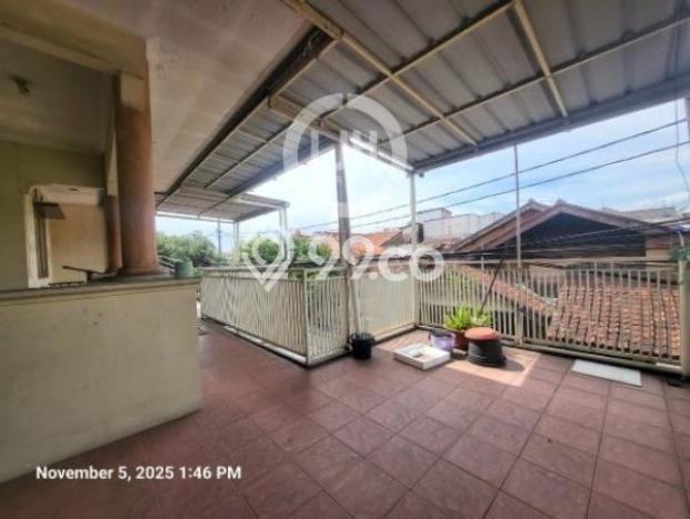 Siap Huni Rumah Mewah 6 Kamar di Regol Dekat ke Mana Saja Siap Huni Rumah Mewah 6 Kamar di Regol Dekat ke Mana Saja