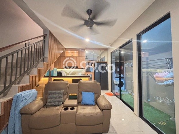 Rumah Modern 3 Kamar LT 66m2 di Grand Wisata Rumah Modern 3 Kamar LT 66m2 di Grand Wisata