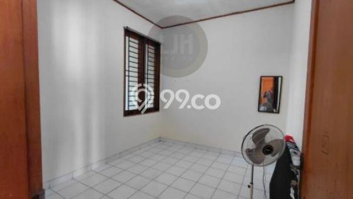 Lokasi strategis! Rumah siap pakai disewakan di Antapani LB 140m2 Lokasi strategis! Rumah siap pakai disewakan di Antapani LB 140m2