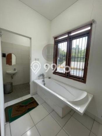 Untuk Disewa Ruko di Antapani Bandung LT 130m2, LB 165m2 Untuk Disewa Ruko di Antapani Bandung LT 130m2, LB 165m2