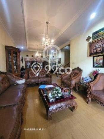 Siap Huni Rumah Mewah 6 Kamar di Regol Dekat ke Mana Saja Siap Huni Rumah Mewah 6 Kamar di Regol Dekat ke Mana Saja