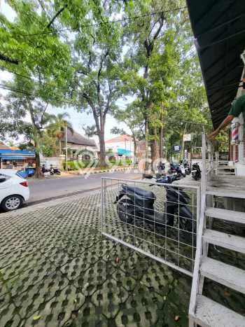 Unit Komersial Disewakan di Riau di Area Ramai & Strategis Unit Komersial Disewakan di Riau di Area Ramai & Strategis
