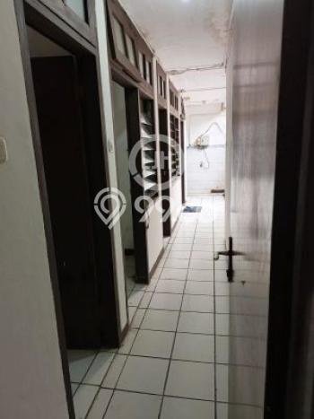 Disewakan! Rumah 3 Kamar Tidur &
2 Kamar Mandi di Buah Batu, Bandung Disewakan! Rumah 3 Kamar Tidur &
2 Kamar Mandi di Buah Batu, Bandung