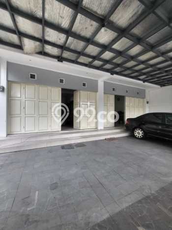 Disewakan Ruko Bisnis di Arcamanik Bandung Harga Sewa Menarik Bisa Nego Disewakan Ruko Bisnis di Arcamanik Bandung Harga Sewa Menarik Bisa Nego