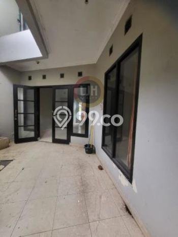 For Sale Rumah 3 Kamar Lokasi Strategis Nyaman dan Strategis di Arcamanik For Sale Rumah 3 Kamar Lokasi Strategis Nyaman dan Strategis di Arcamanik