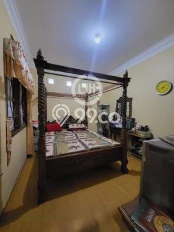 Siap Huni Rumah Mewah 6 Kamar di Regol Dekat ke Mana Saja Siap Huni Rumah Mewah 6 Kamar di Regol Dekat ke Mana Saja