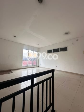 Gudang Komersial Dijual di Cakung Jakarta Timur LT 432m2 & LB 337m2 Gudang Komersial Dijual di Cakung Jakarta Timur LT 432m2 & LB 337m2