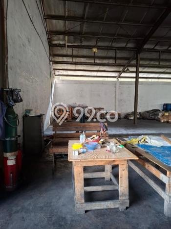 Unit Gudang Dijual di Jakarta Utara LT 3670m2 & LB 2100m2 Unit Gudang Dijual di Jakarta Utara LT 3670m2 & LB 2100m2