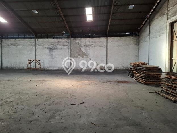Unit Gudang Dijual di Jakarta Utara LT 3670m2 & LB 2100m2 Unit Gudang Dijual di Jakarta Utara LT 3670m2 & LB 2100m2