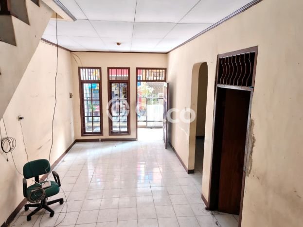 Rumah Modern 5 Kamar LT 79m2 di Tanjung Duren Rumah Modern 5 Kamar LT 79m2 di Tanjung Duren