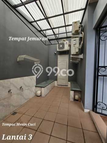 Jual Rumah Mewah Elegan Dengan View Eksklusif di Gading Serpong, Tangerang Jual Rumah Mewah Elegan Dengan View Eksklusif di Gading Serpong, Tangerang