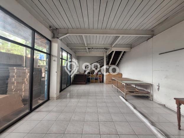 Gudang Bagus Dijual LB 1699m2 Lokasi Strategis Purwakarta Area Cocok untuk Bisnis Gudang Bagus Dijual LB 1699m2 Lokasi Strategis Purwakarta Area Cocok untuk Bisnis