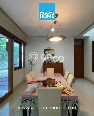 Rumah Mewah Akses Strategis di Jakarta Selatan Rumah Mewah Akses Strategis di Jakarta Selatan