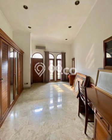 Rumah Elit Modern Tanpa Renovasi di Mega Kuningan Jakarta Selatan Rumah Elit Modern Tanpa Renovasi di Mega Kuningan Jakarta Selatan