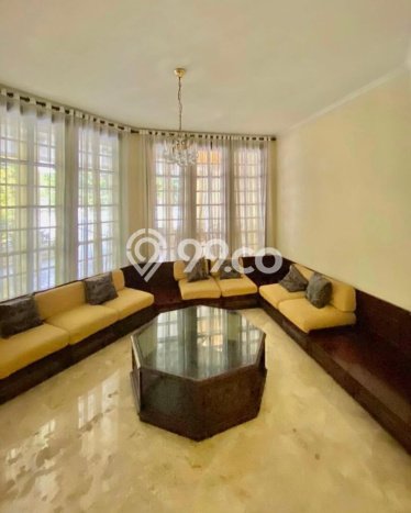 Rumah Elit Modern Tanpa Renovasi di Mega Kuningan Jakarta Selatan Rumah Elit Modern Tanpa Renovasi di Mega Kuningan Jakarta Selatan