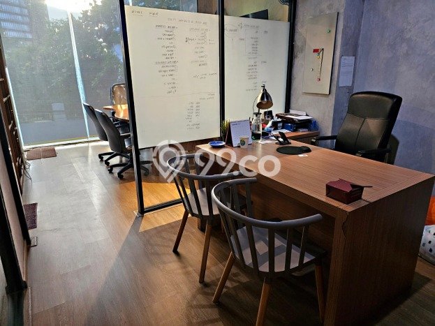 Unit Kantor Dijual di Cilandak Jakarta Selatan Luas Tanah 194m2, Luas Bangunan 778m2 Unit Kantor Dijual di Cilandak Jakarta Selatan Luas Tanah 194m2, Luas Bangunan 778m2