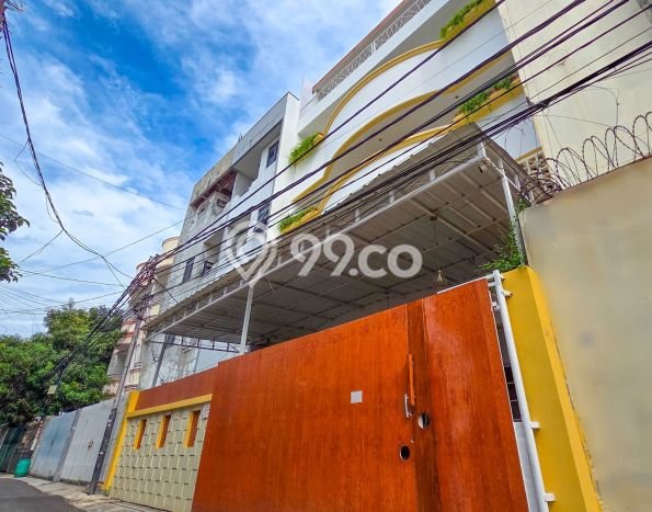 Cocok Untuk Investasi! For Sale Kost di Mangga Besar 32 Kamar Cocok Untuk Investasi! For Sale Kost di Mangga Besar 32 Kamar