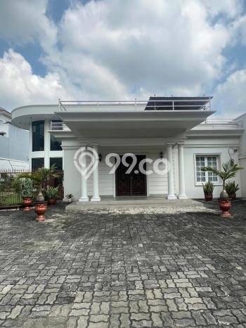 Rumah Mewah LB 800m2 Siap Pakai Desain Elegan di Kemanggisan, Jakarta Barat Rumah Mewah LB 800m2 Siap Pakai Desain Elegan di Kemanggisan, Jakarta Barat