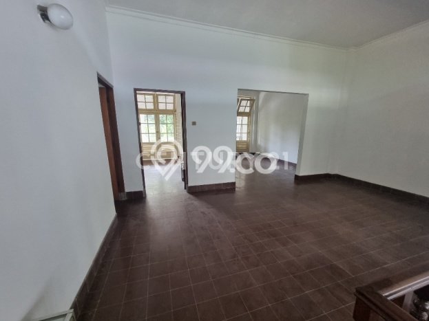 Siap Huni Rumah Mewah 3 Kamar di Kebayoran Baru Dekat ke Mana Pun Siap Huni Rumah Mewah 3 Kamar di Kebayoran Baru Dekat ke Mana Pun