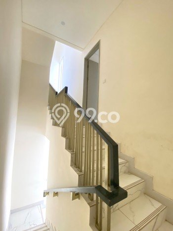 For Sale! Luxury House LT 158m2 Desain Modern di Jakarta Garden City For Sale! Luxury House LT 158m2 Desain Modern di Jakarta Garden City