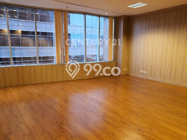 Unit Kantor Disewakan di Sudirman di Area Ramai & Strategis Unit Kantor Disewakan di Sudirman di Area Ramai & Strategis