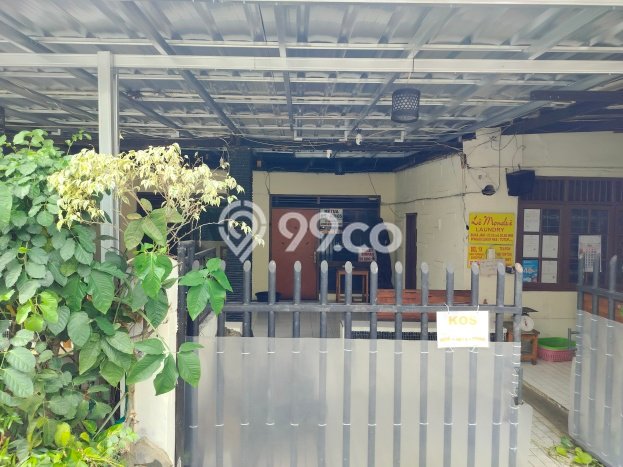 Siap Huni Rumah Mewah 3 Kamar di Kebayoran Baru Dekat ke Mana Saja Siap Huni Rumah Mewah 3 Kamar di Kebayoran Baru Dekat ke Mana Saja