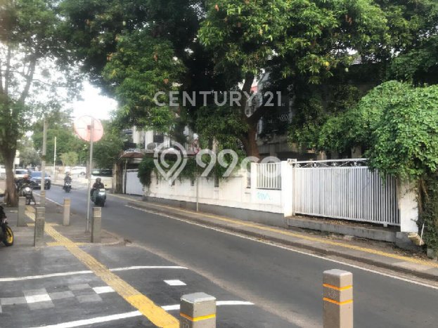 Jual Rumah Mewah Megah Dengan View Cantik di Kemang, Jakarta Selatan Jual Rumah Mewah Megah Dengan View Cantik di Kemang, Jakarta Selatan