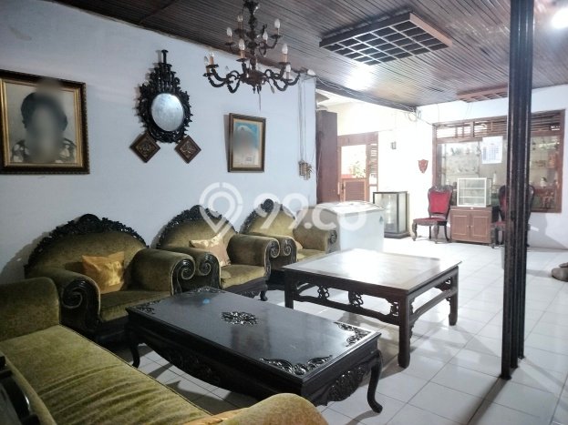 Siap Huni Rumah Mewah 3 Kamar di Kebayoran Baru Dekat ke Mana Saja Siap Huni Rumah Mewah 3 Kamar di Kebayoran Baru Dekat ke Mana Saja