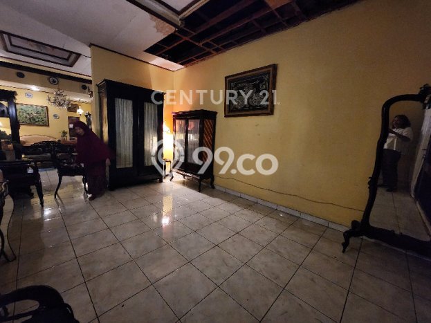 Hot Offer Hunian Premium Ideal dan Luas di Menteng, Jakarta Pusat Hot Offer Hunian Premium Ideal dan Luas di Menteng, Jakarta Pusat