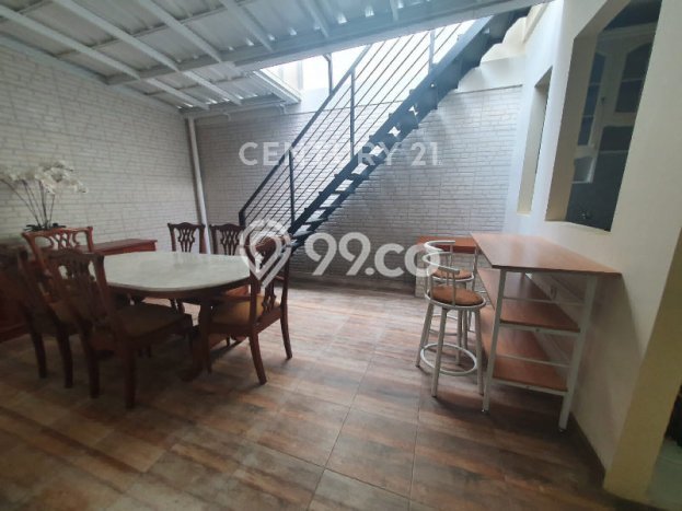 Dijual Hunian Rumah Terawat 3 Kamar di Pangkalan Jati, Depok Dijual Hunian Rumah Terawat 3 Kamar di Pangkalan Jati, Depok