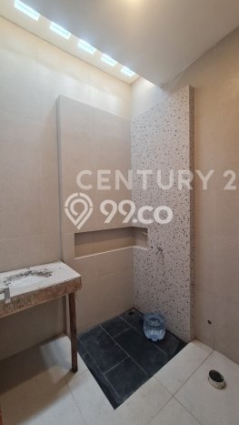 Hunian Elit LB 260m2 Siap Pakai Desain Elegan di Pondok Indah, Jakarta Selatan Hunian Elit LB 260m2 Siap Pakai Desain Elegan di Pondok Indah, Jakarta Selatan