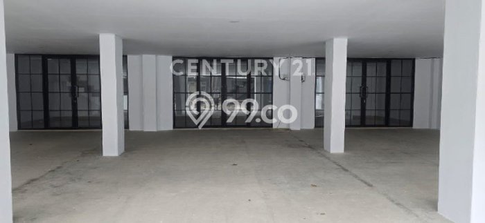 LOKASI STRATEGIS! Ruko di Gandaria, Luas 244m2m², Area Berkembang, Ready Operasional LOKASI STRATEGIS! Ruko di Gandaria, Luas 244m2m², Area Berkembang, Ready Operasional