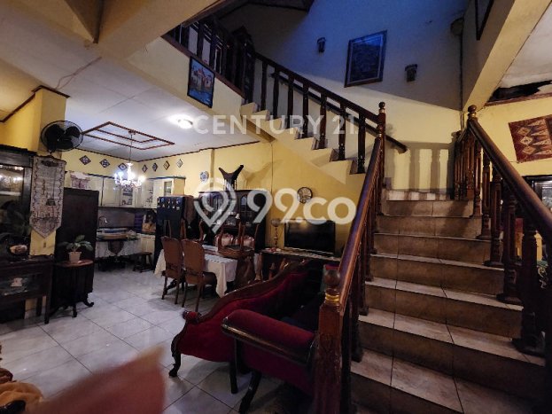 Hot Offer Hunian Premium Ideal dan Luas di Menteng, Jakarta Pusat Hot Offer Hunian Premium Ideal dan Luas di Menteng, Jakarta Pusat