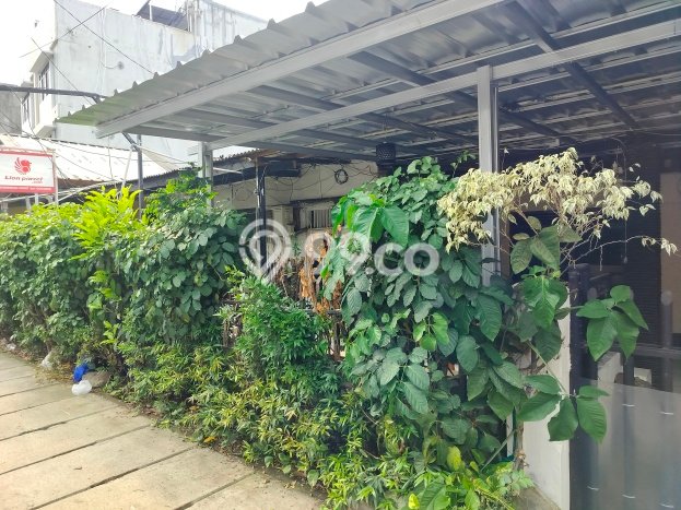 Siap Huni Rumah Mewah 3 Kamar di Kebayoran Baru Dekat ke Mana Saja Siap Huni Rumah Mewah 3 Kamar di Kebayoran Baru Dekat ke Mana Saja