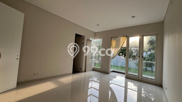 Siap Huni Rumah Mewah 5 Kamar di Tarumajaya Dekat ke Mana Pun Siap Huni Rumah Mewah 5 Kamar di Tarumajaya Dekat ke Mana Pun