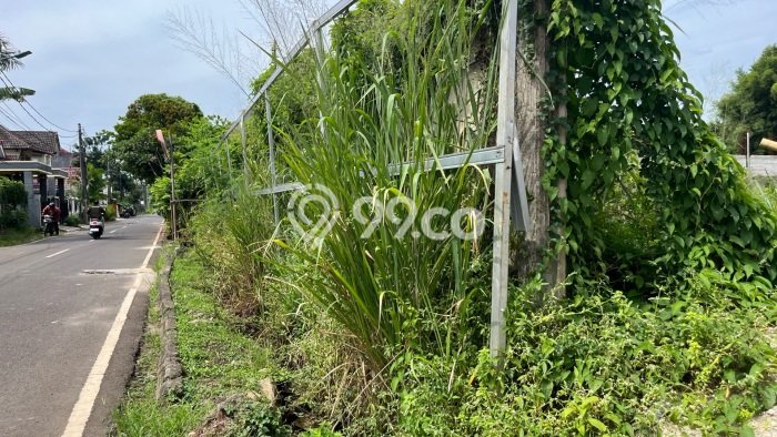 Tanah Dijual Lokasi Strategis di Jakarta Utara dengan Luas 196m2 Tanah Dijual Lokasi Strategis di Jakarta Utara dengan Luas 196m2