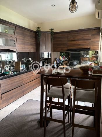 Siap Huni Rumah Mewah 5 Kamar di Cakung Dekat ke Mana Pun Siap Huni Rumah Mewah 5 Kamar di Cakung Dekat ke Mana Pun