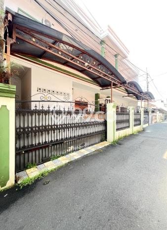 Siap Huni Rumah Mewah 4 Kamar di Tebet Dekat ke Mana Pun Siap Huni Rumah Mewah 4 Kamar di Tebet Dekat ke Mana Pun