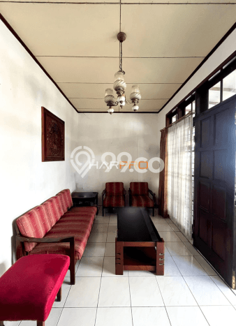 Rumah Elit Modern Tanpa Renovasi di Setiabudi Jakarta Selatan Rumah Elit Modern Tanpa Renovasi di Setiabudi Jakarta Selatan