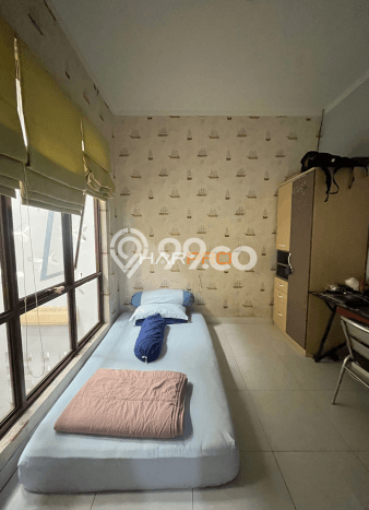 Hunian Mewah LB 160m2 Siap Huni Desain Elegan di Bintaro, Tangerang Selatan Hunian Mewah LB 160m2 Siap Huni Desain Elegan di Bintaro, Tangerang Selatan