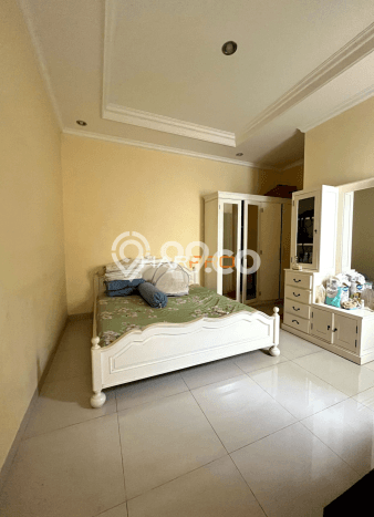 Rumah Luxury Modern Tanpa Renovasi di Pejaten Jakarta Selatan Rumah Luxury Modern Tanpa Renovasi di Pejaten Jakarta Selatan