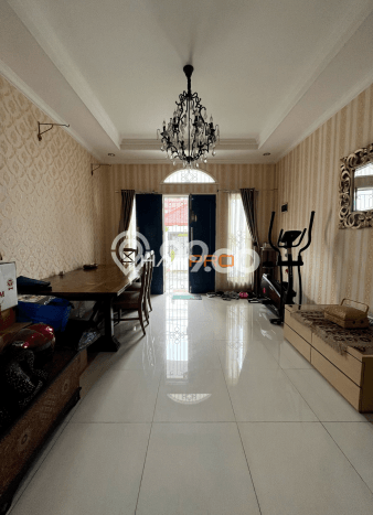 Rumah Luxury Modern Tanpa Renovasi di Pejaten Jakarta Selatan Rumah Luxury Modern Tanpa Renovasi di Pejaten Jakarta Selatan